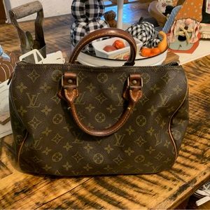 Louis Vuitton Speedy 30